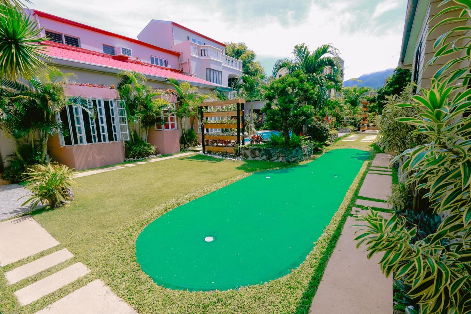 De Babat Bed & Breakfast Basco